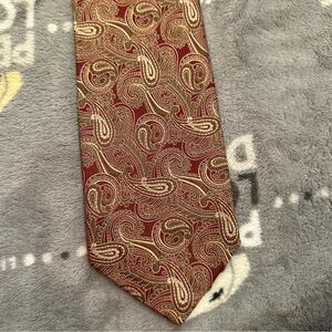 Valerio Garati 100% Silk Printed Paisley Tie